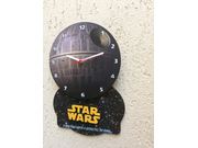 Relógio com Pêndulo e base Star Wars - 2731