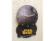 Relógio com Pêndulo e base Star Wars - 2732